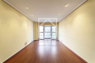 Piso en venta en Penya-Roja en Valencia