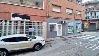 Local comercial en alquiler en Totana