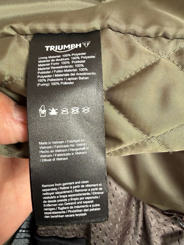 Chaquetón moto camuflaje Triumph talla L
