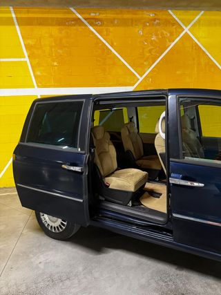 Lancia Phedra 2.2 16v JTD Executive