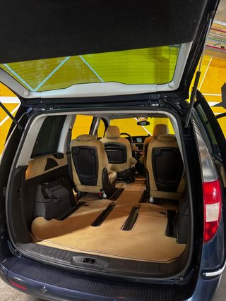 Lancia Phedra 2.2 16v JTD Executive