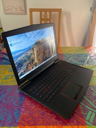 Portátil Lenovo Legión Y520-15IKBN Negro/Rojo