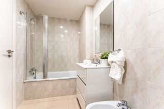 Piso en venta en Sanchinarro en Madrid