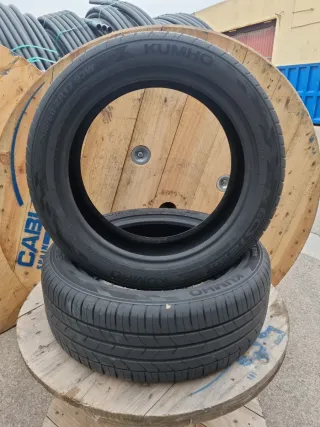 Vendo 2 Neumáticos de auto en buen estado