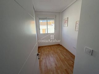 Casa adosada en alquiler en Onda