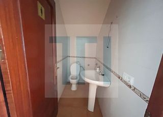 Local comercial en alquiler en Llerena