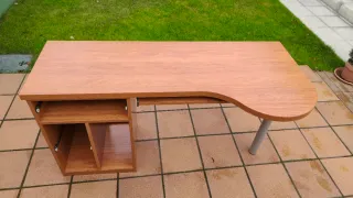 Escritorio juvenil madera y metal