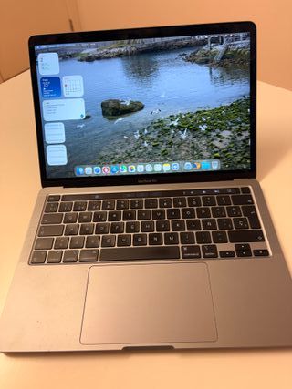 MacBook Pro 13" M2 2022 8GB/512GB Plata