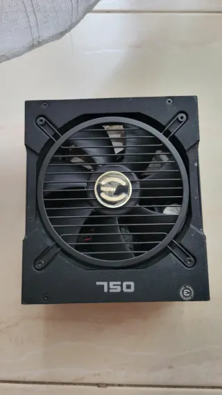 Pack PC: Placa Base, GPU, RAM, SSD, Fuente