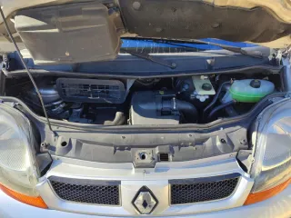 Renault Trafic 2004 leer bien anuncio