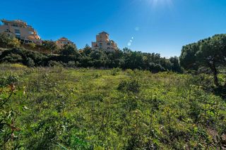 Solar en venta en Elviria en Marbella