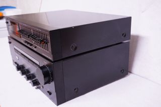 SOLO Sony TA-V710 Amplificador Integrado Negro