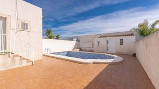 Casa en venta en La Siesta - El Salado - Torreta en Torrevieja
