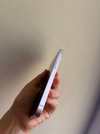 iPhone 13 mini rosa, stato batteria 74%