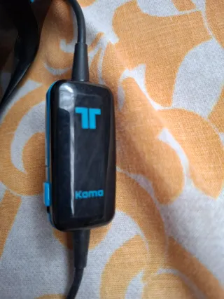 Auriculares con micrófono negros y multicolor