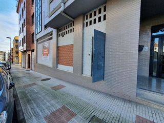 Local comercial en venta en Pravia