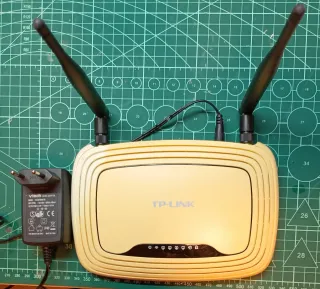 Router TP-LINK TL-WR841ND