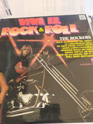 3 Vinilos grupos por 10 €