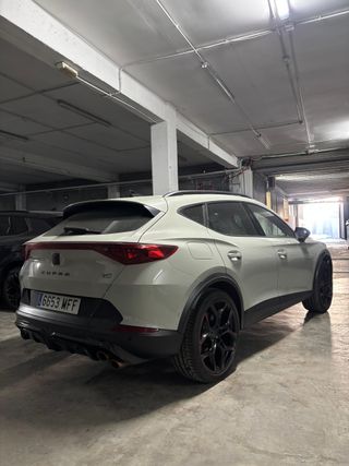 CUPRA Formentor VZ5 Taiga Grey