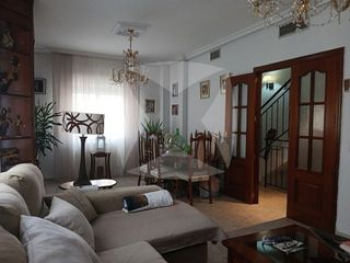 Casa adosada en venta en Centro en Cáceres