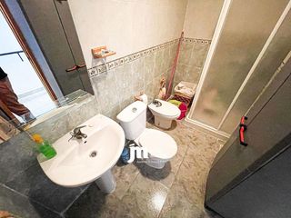 Casa adosada en venta en Abarán