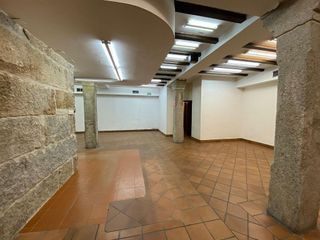 Local comercial en alquiler en Centro en Ourense
