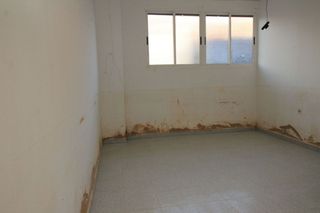 Local comercial en alquiler en Sedaví