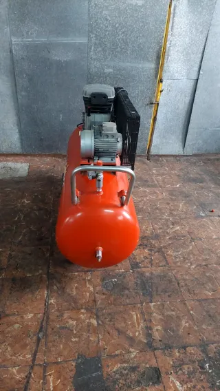 Compresor de aire ASSOMEC 200L 380V