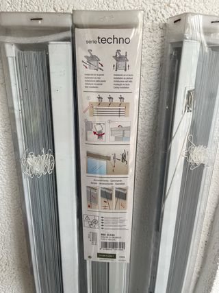 Tre persiane veneziane in alluminio Techno