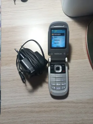 Nokia 2760 Gris/Plata