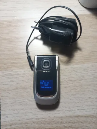 Nokia 2760 Gris/Plata