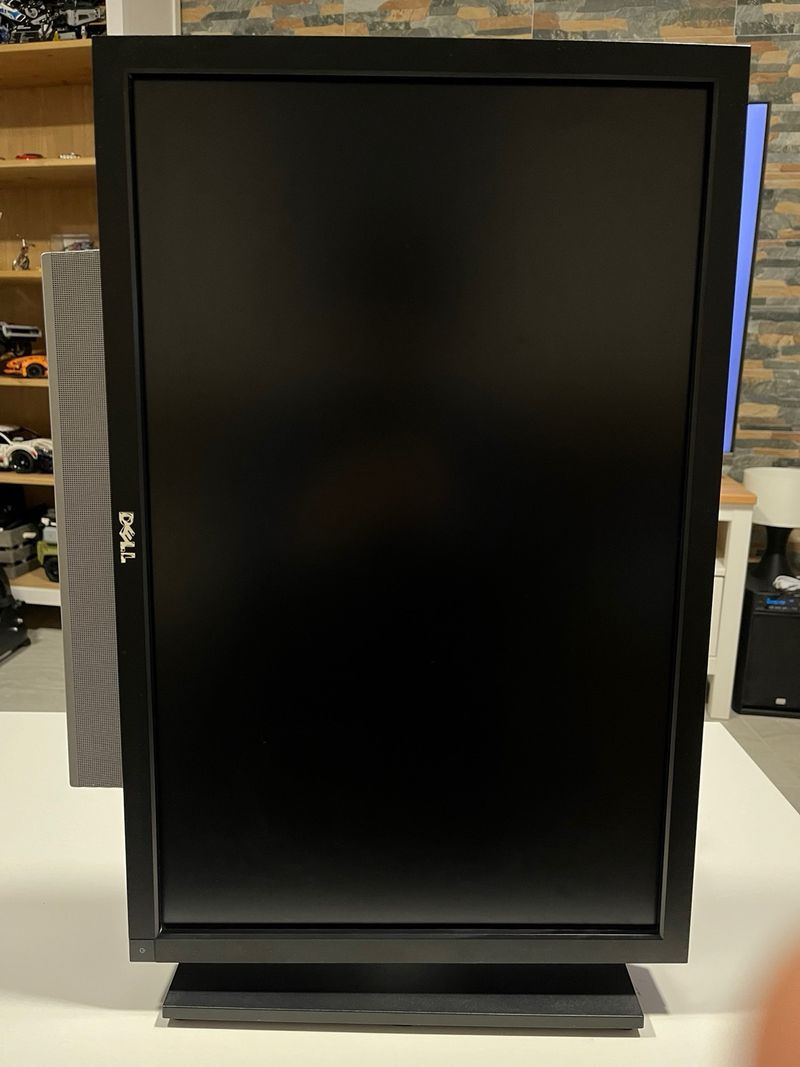 Monitor Dell UltraSharp U2410f Profesional afbeelding 3