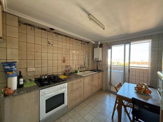Piso en venta en L´Amistat en Valencia