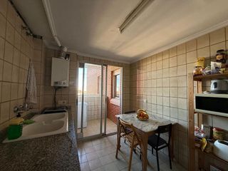 Piso en venta en L´Amistat en Valencia
