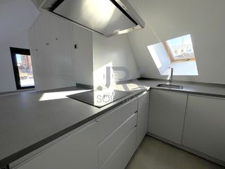 Piso en alquiler en Nueva España en Madrid