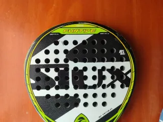 Pala de pádel SIUX Furtive