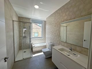 Chalet en venta en San Francisco en Ourense