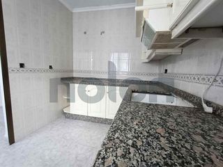 Casa adosada en venta en Baena