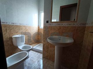 Casa adosada en venta en Baena