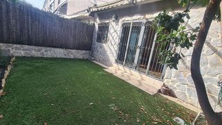 Casa adosada en venta en Loeches