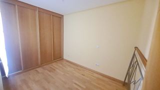 Casa adosada en venta en Loeches