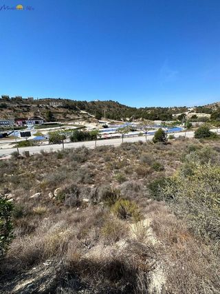 Terreno en venta en Cala de Finestrat en Finestrat