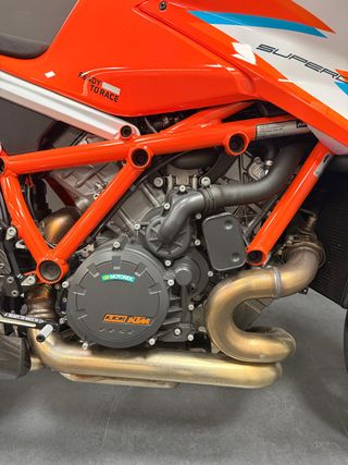 KTM 1290 SUPERDUKE RR