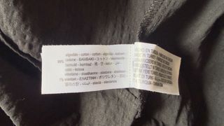 Camisa Zara amplia negra, tela efecto arrugado