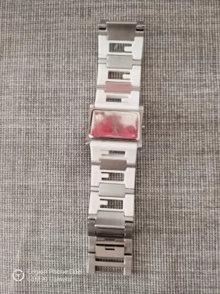 Reloj Guess Mujer Blanco y Plateado