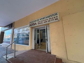 Local comercial en venta en Parque de la Paloma en Benalmádena