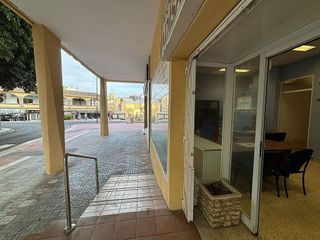 Local comercial en venta en Parque de la Paloma en Benalmádena