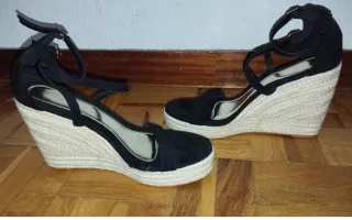 Zapatillas de esparto con cuña negras