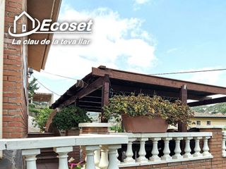 Chalet en venta en Vallirana