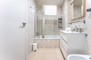 Piso en venta en Sanchinarro en Madrid